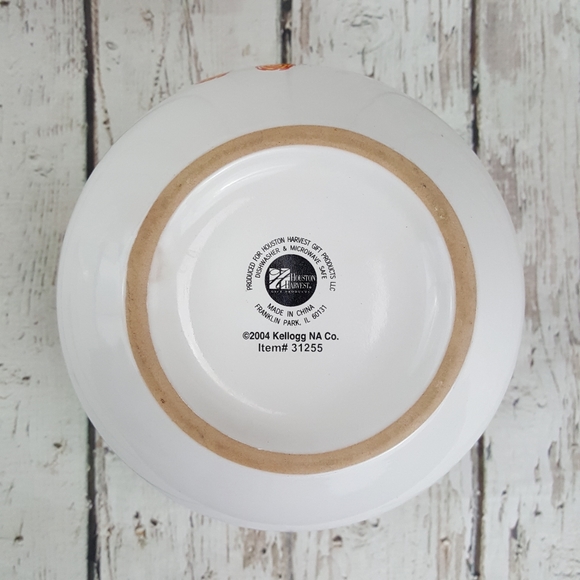 Corn Flakes Cereal Bowl And Matching Spoon - Picture 13 of 15